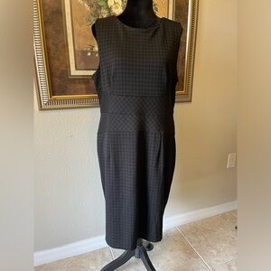 Black Sleeveless Sheath Dress Knee-Length from Apt. 9 - Like New